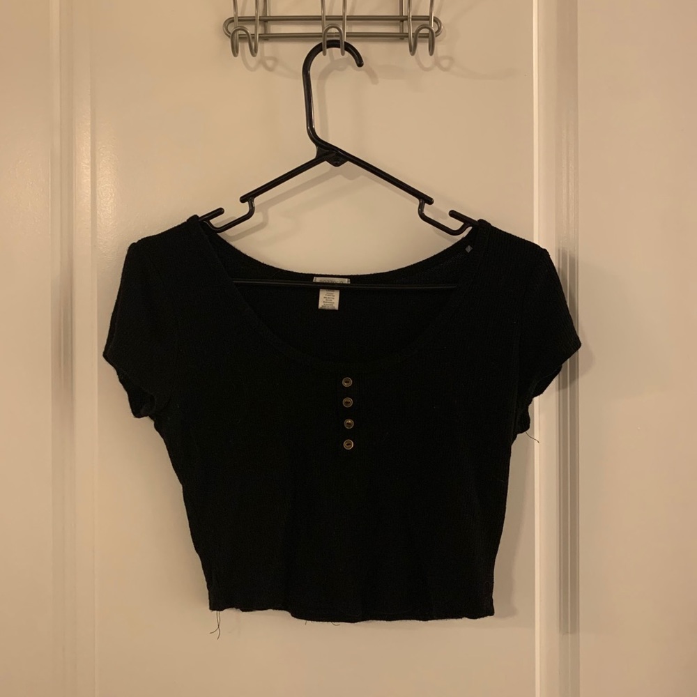 Cute black crop top